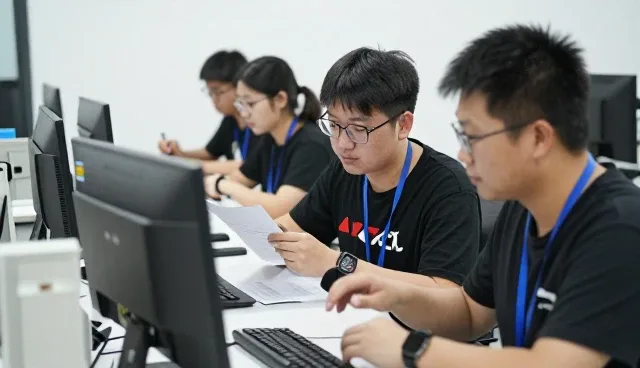 素质拓展客户如何选择教辅资料